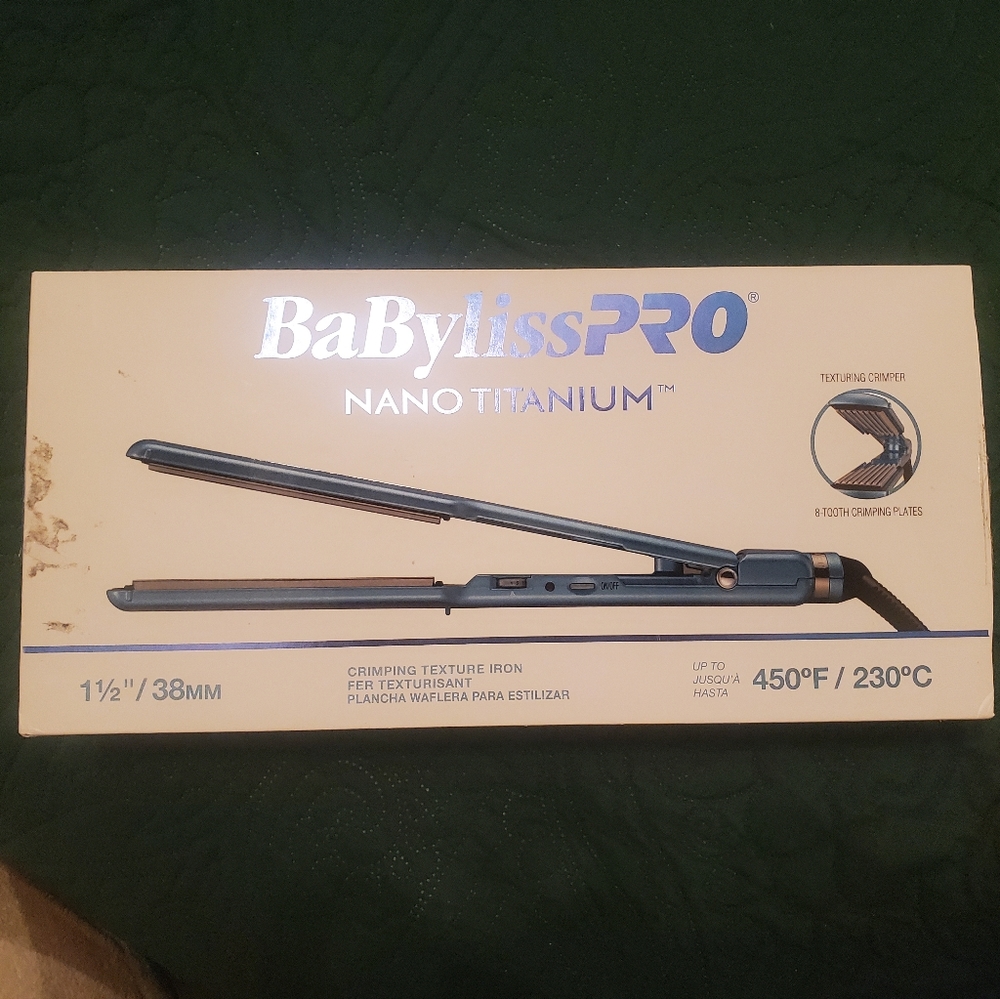 Babyliss Pro Nano Titanium flat iron